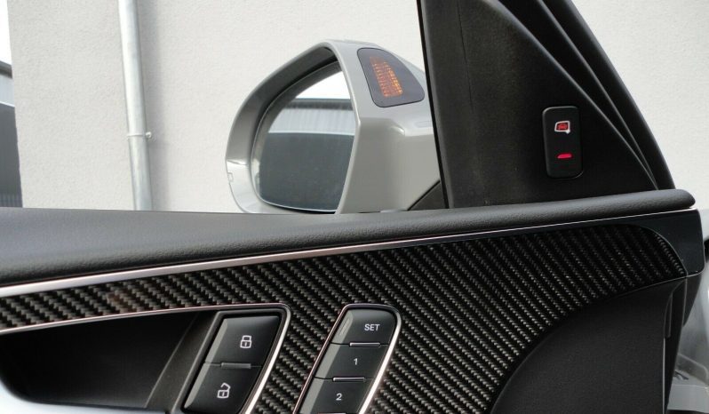 AUDI RS6 Performance full