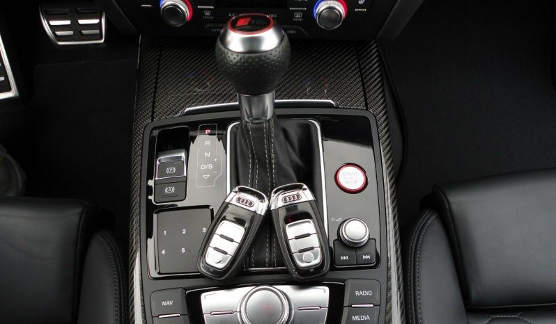 AUDI RS6 Performance full