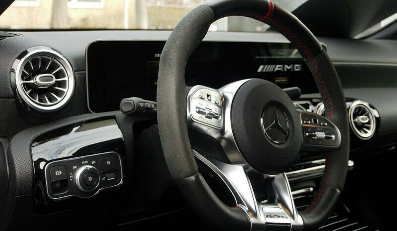 Mercedes-Benz A 45 AMG full