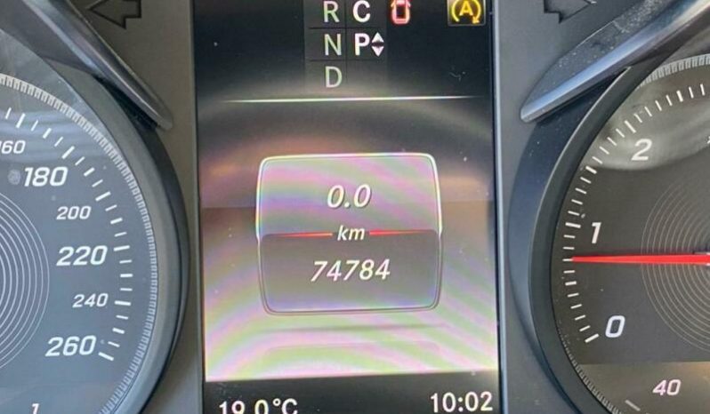 Mercedes-Benz V 220 full