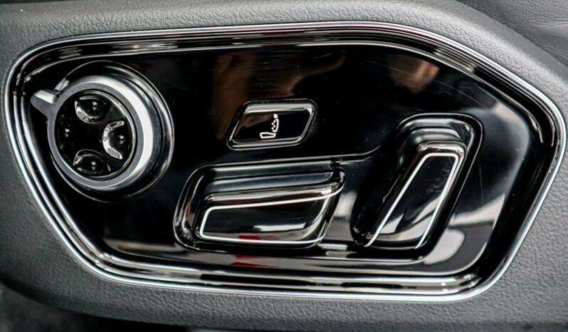 Audi S8 quattro Exclusive full