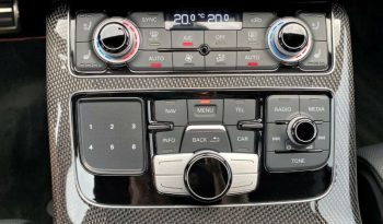 Audi S8 4.0TFSI QUATTRO full