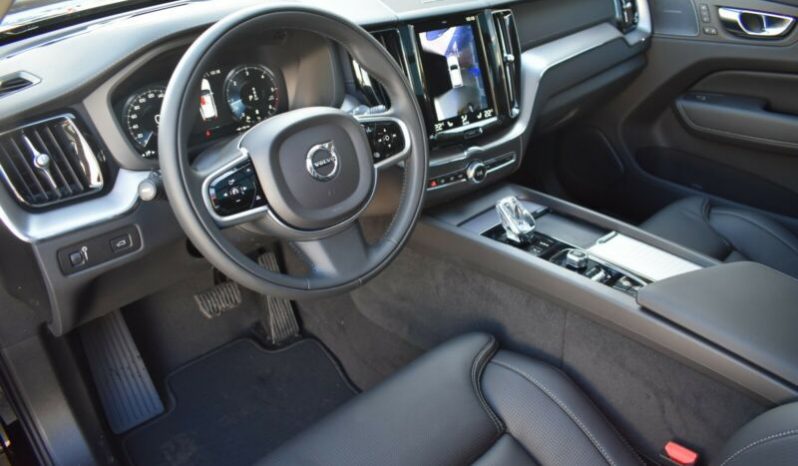Volvo XC60 B5 full