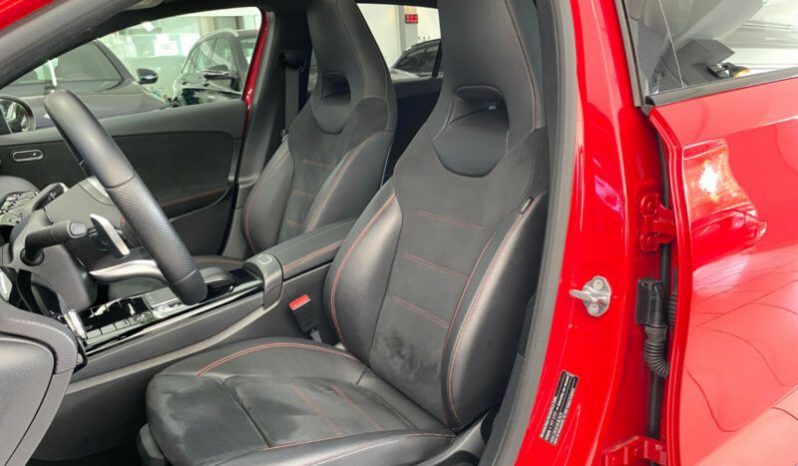 Mercedes-Benz A 200 AMG LINE full