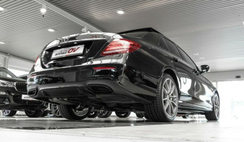 Mercedes-Benz E 220d full