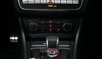Mercedes-Benz CLA 45 AMG full
