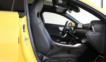 Mercedes-Benz CLA 35 AMG full