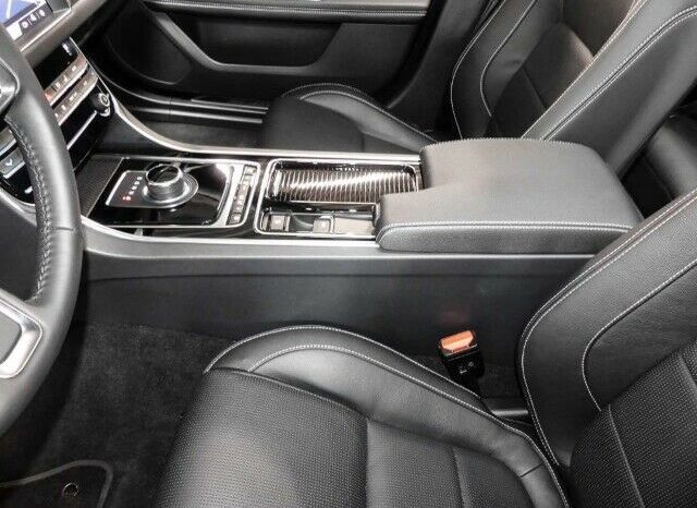 Jaguar XF 20d AWD Sportbrake full