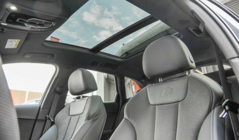 Audi A4 Avant 40 TFSI S line full