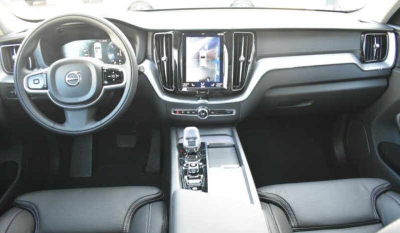 Volvo XC60 B5 full