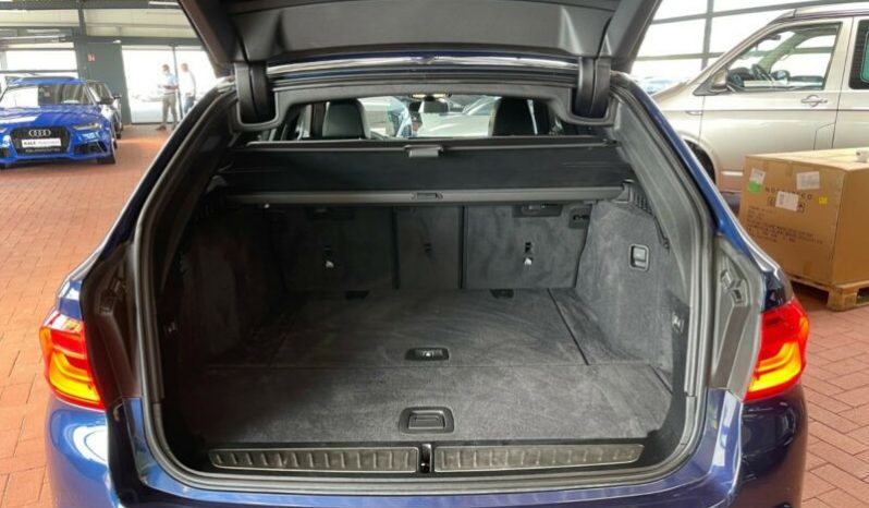 BMW 540d xDrive Touring M-Sport full