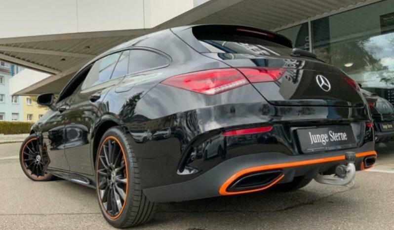 Mercedes-Benz CLA 250 AMG full
