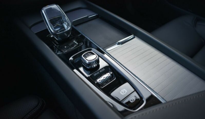 Volvo XC60 B5 full