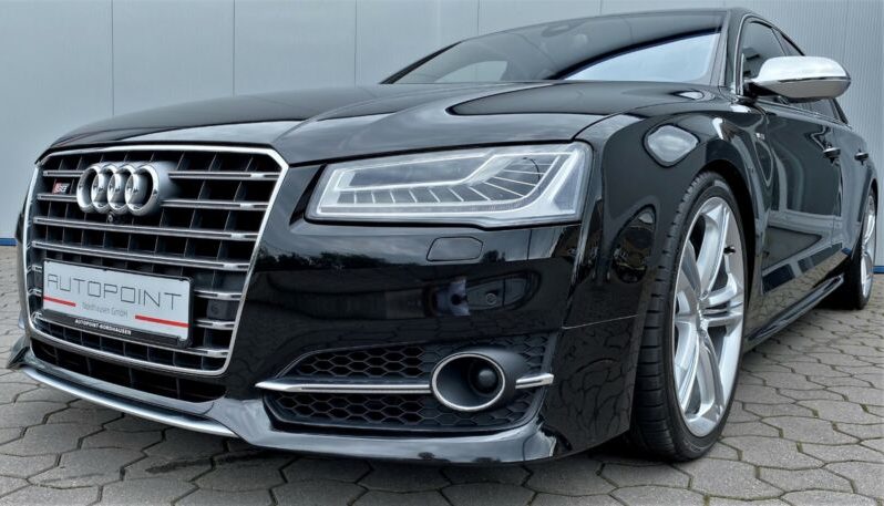 Audi S8 4.0TFSI QUATTRO full