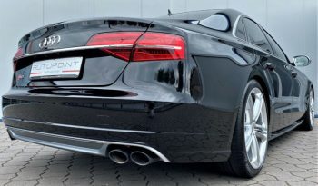 Audi S8 4.0TFSI QUATTRO full