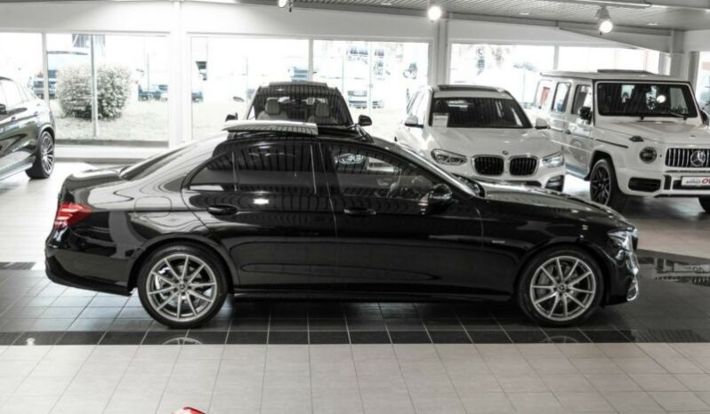 Mercedes-Benz E 220d full