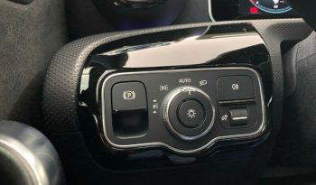 Mercedes-Benz A 200 AMG LINE full