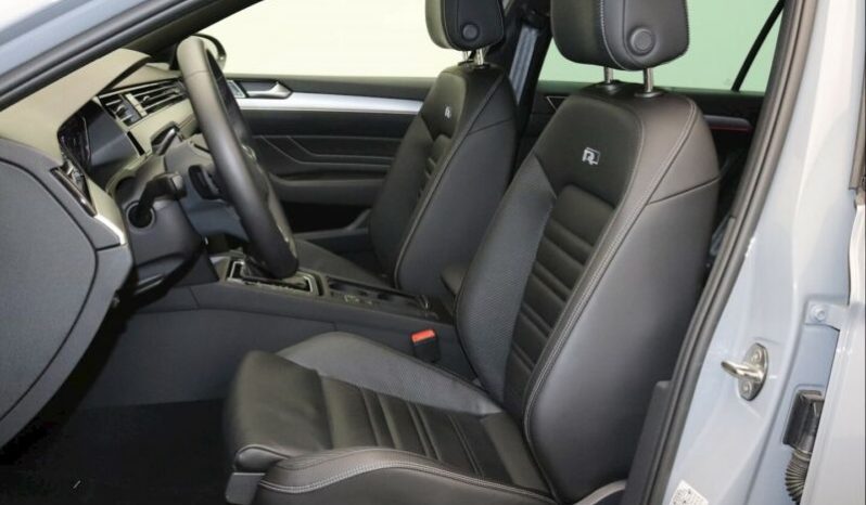 Volkswagen Passat Variant R-Line full