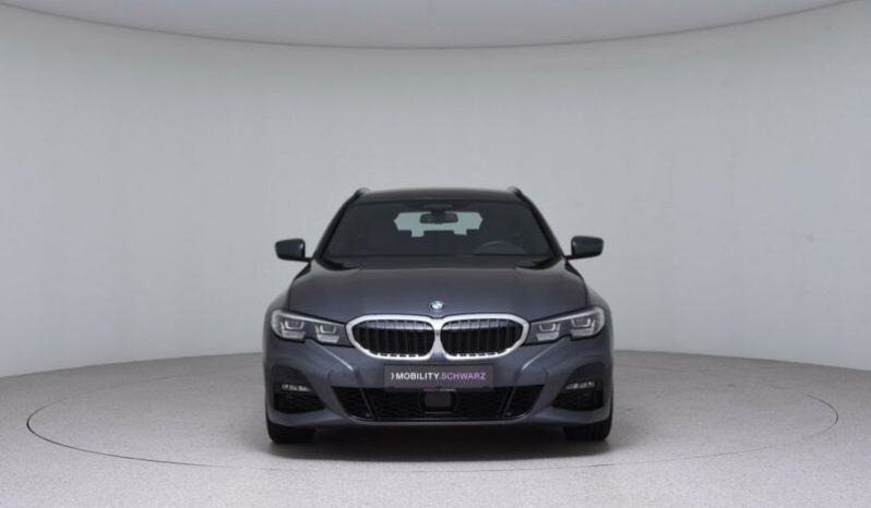 BMW 320d Touring M Sport full