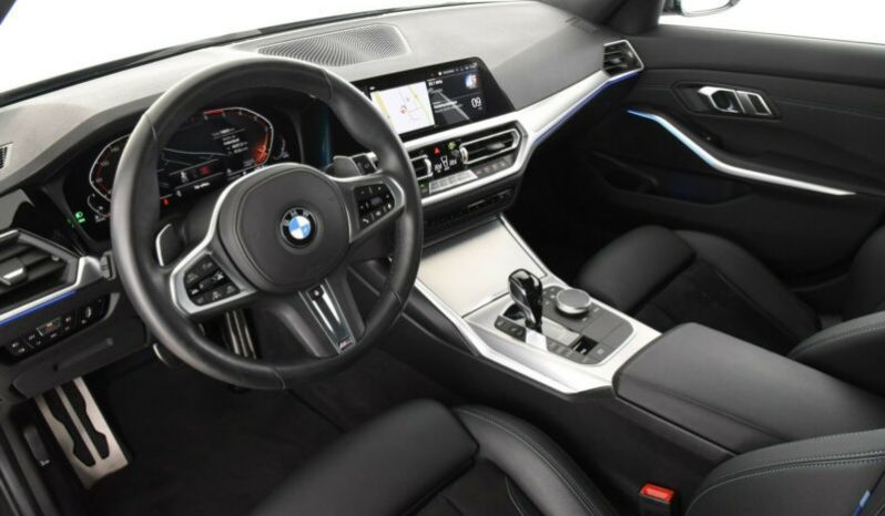 BMW 320d Touring M Sport full