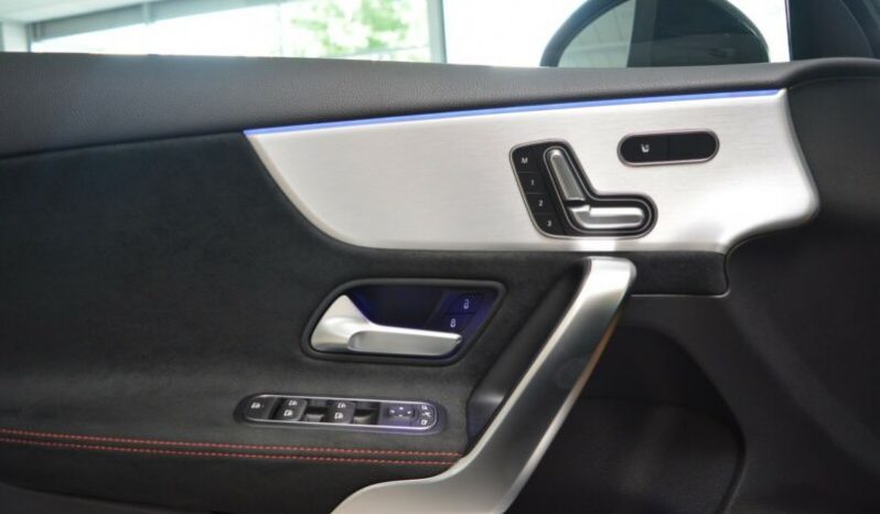 Mercedes-Benz A 220 AMG full