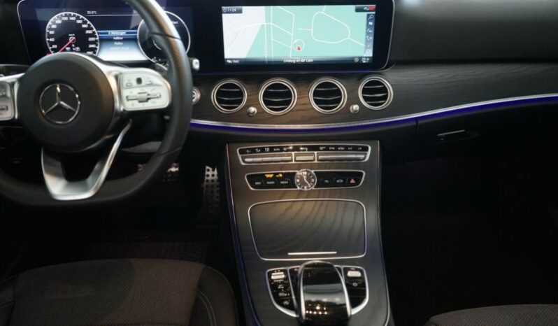 Mercedes-Benz E 220d full