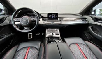 Audi S8 4.0TFSI QUATTRO full
