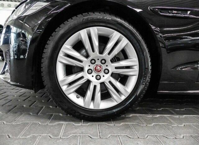 Jaguar XF 20d AWD Sportbrake full