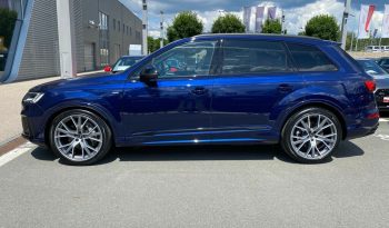 Audi Q7 full