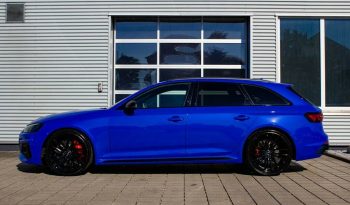Audi RS4 full