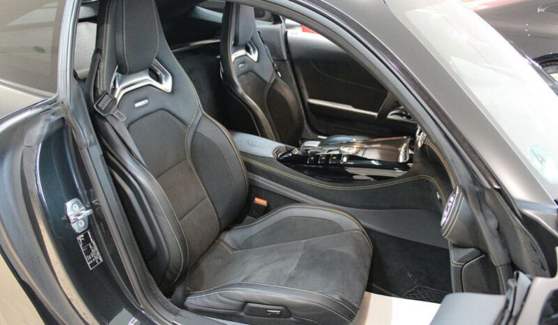 Mercedes-Benz AMG GTS full