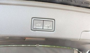 Volkswagen Touareg full