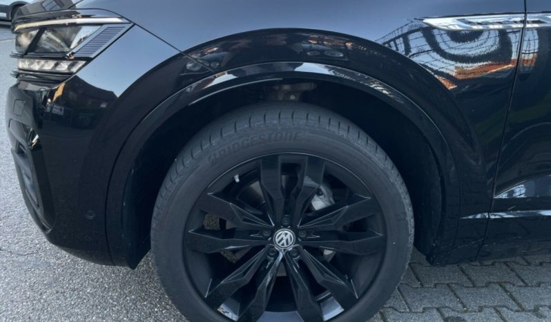 Volkswagen Touareg 3.0TDI R-LINE full