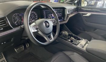 Volkswagen Touareg 3.0TDI R-LINE full