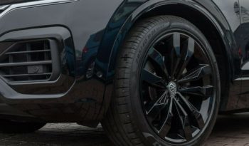 Volkswagen Touareg 3.0TDI R-LINE full