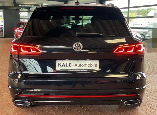 Volkswagen Touareg full