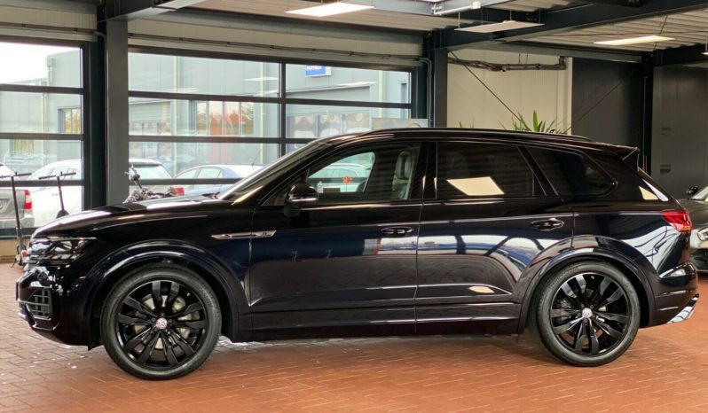 Volkswagen Touareg full