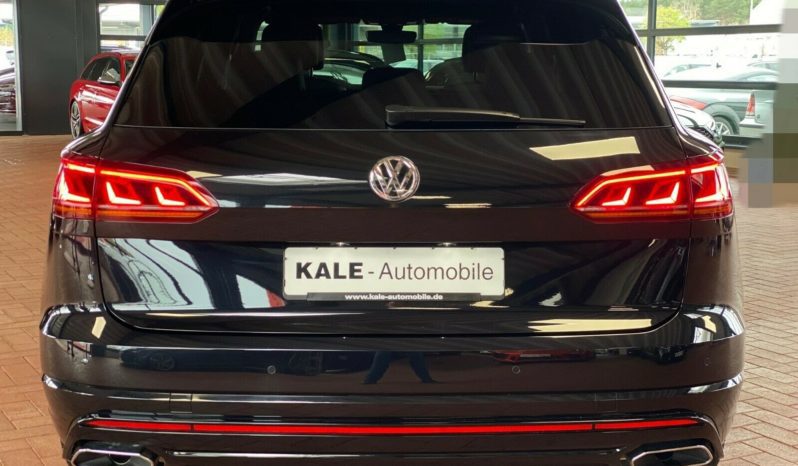 Volkswagen Touareg full