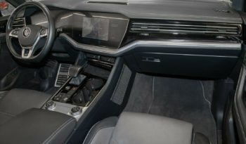 Volkswagen Touareg 3.0TDI R-LINE full