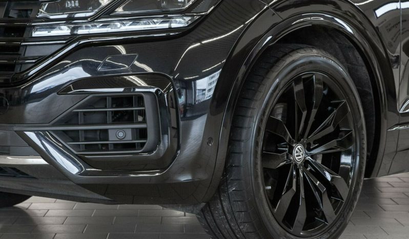 Volkswagen Touareg 3.0TDI R-LINE full