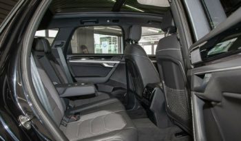 Volkswagen Touareg 3.0TDI R-LINE full