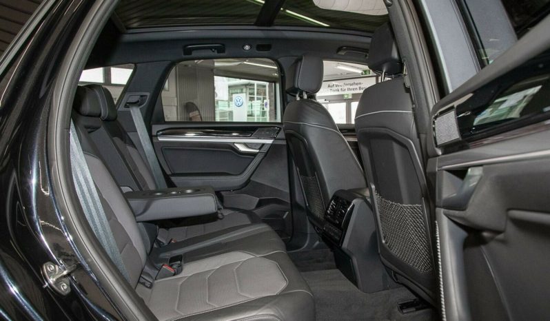 Volkswagen Touareg 3.0TDI R-LINE full