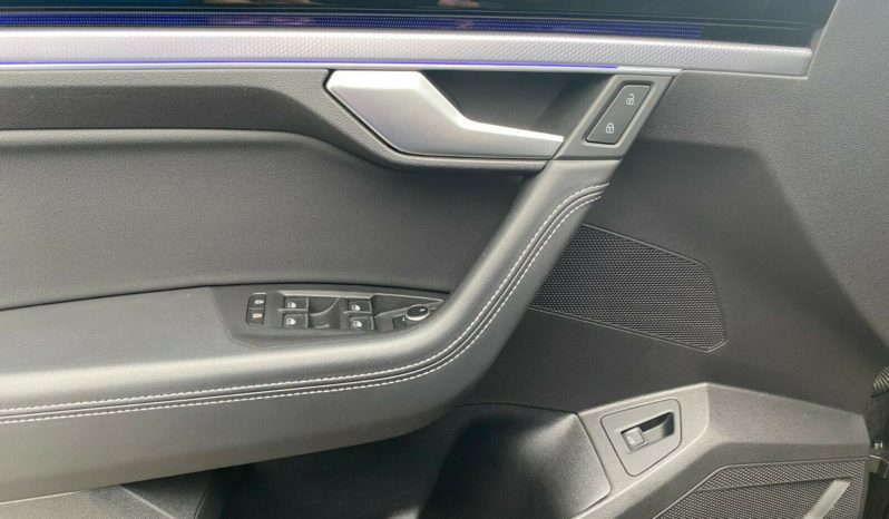 Volkswagen Touareg 3.0TDI R-LINE full