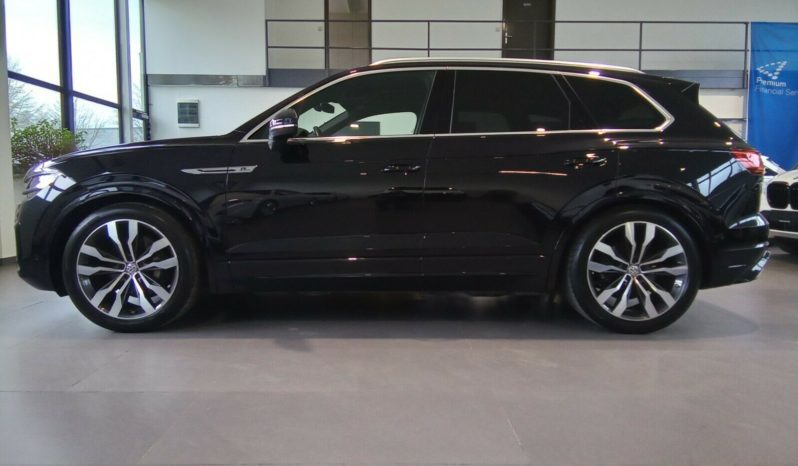 VW Touareg 3.0TDI R-LINE full