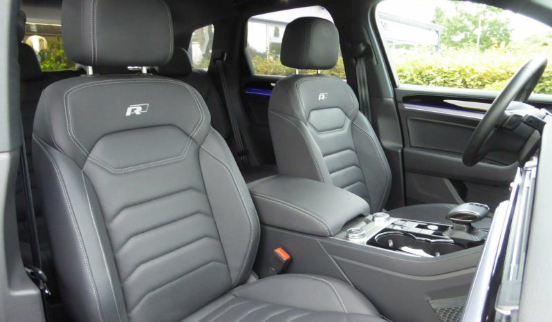 VW Touareg 3.0TDI R-LINE full