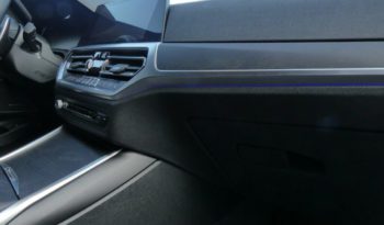 BMW 330d Touring xDrive full
