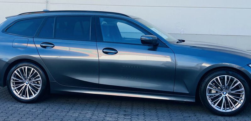 BMW 330d Touring xDrive full