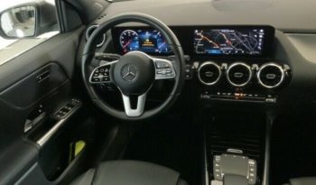 Mercedes-Benz GLA 220d 4M full