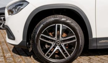 Mercedes-Benz GLA 220d 4M full