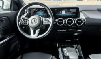 Mercedes-Benz GLA 220d 4M full